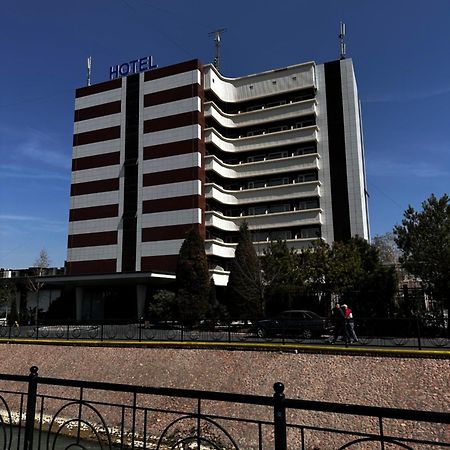 Ziyorat Luxury Hotel Fergana Zewnętrze zdjęcie