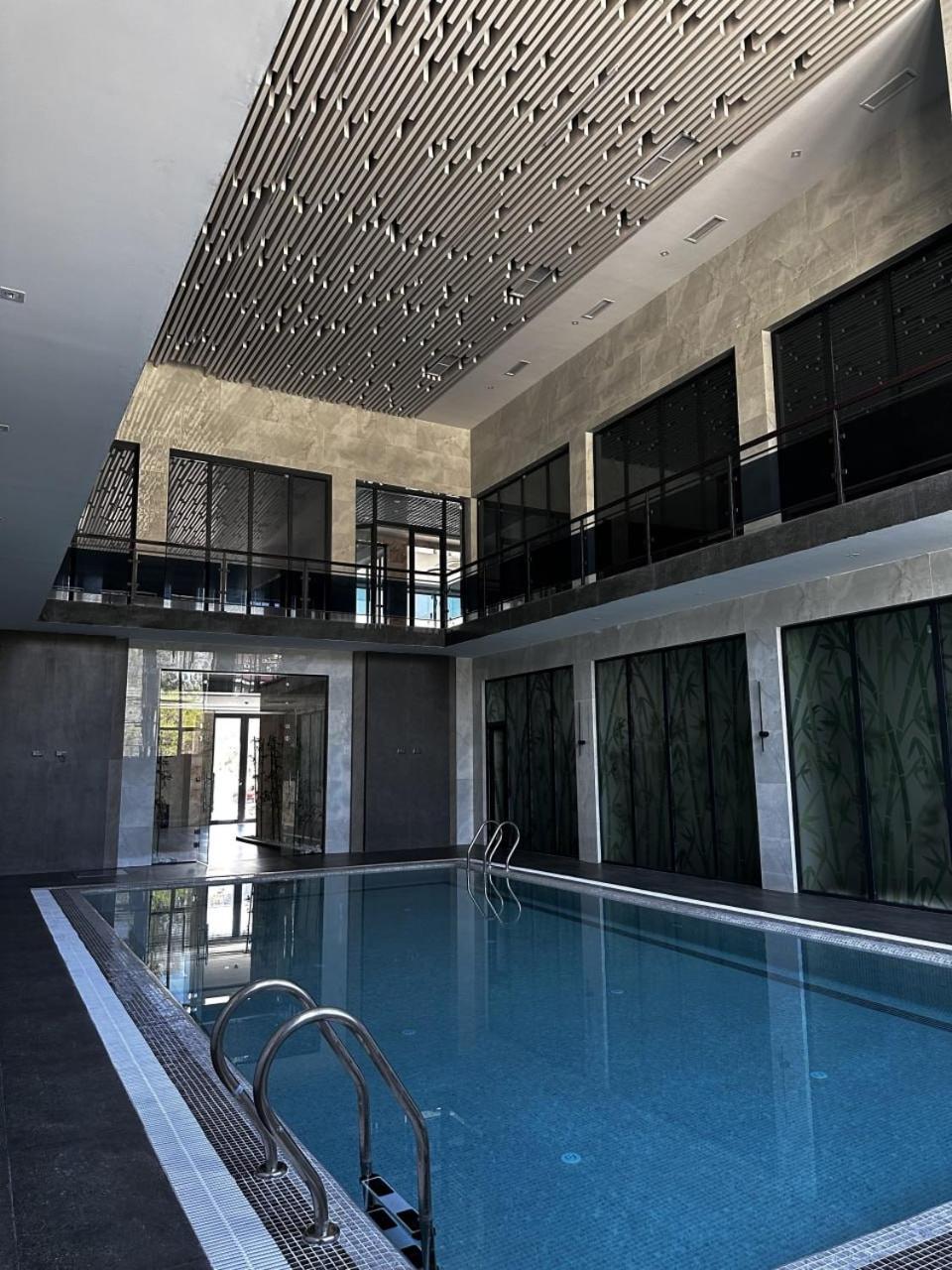 Ziyorat Luxury Hotel Fergana Zewnętrze zdjęcie