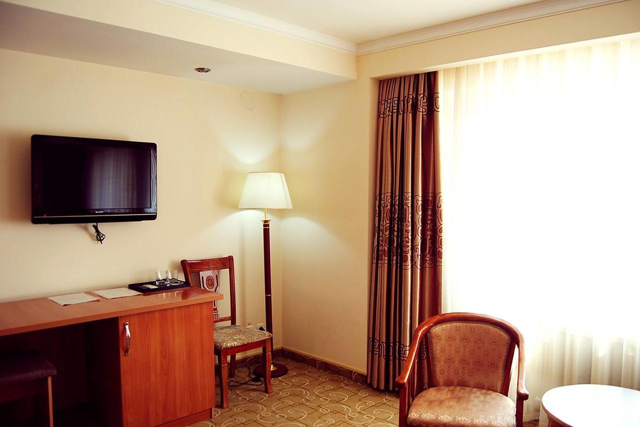 Ziyorat Luxury Hotel Fergana Zewnętrze zdjęcie
