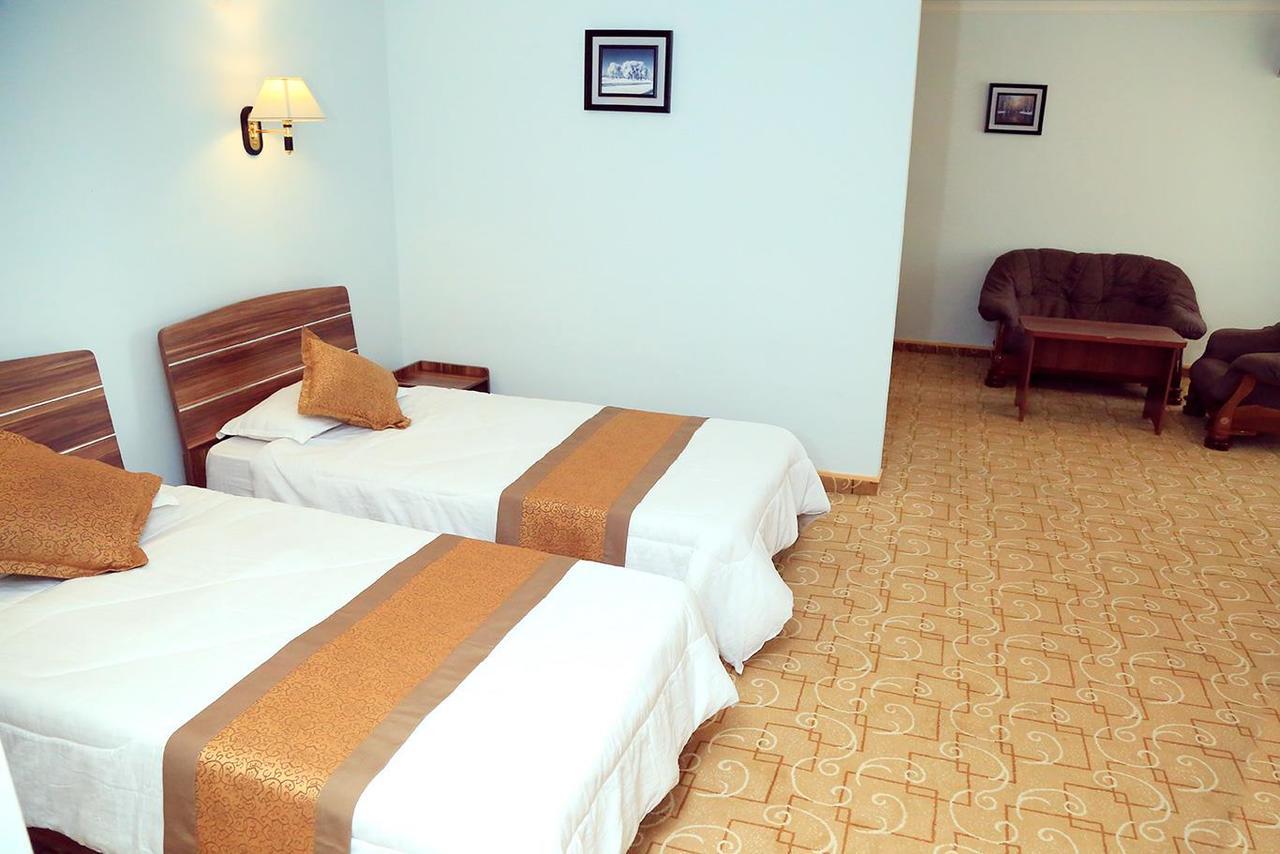 Ziyorat Luxury Hotel Fergana Zewnętrze zdjęcie