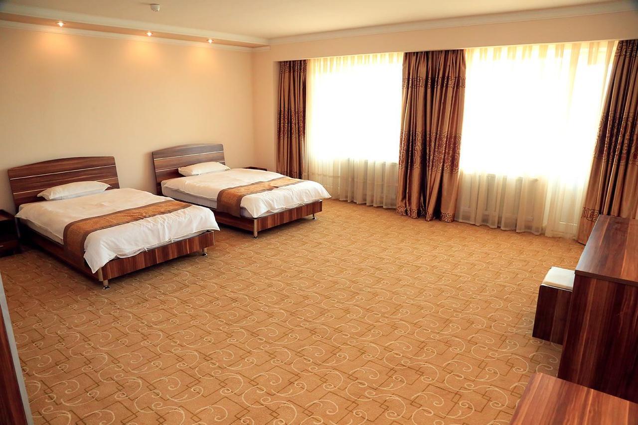 Ziyorat Luxury Hotel Fergana Zewnętrze zdjęcie