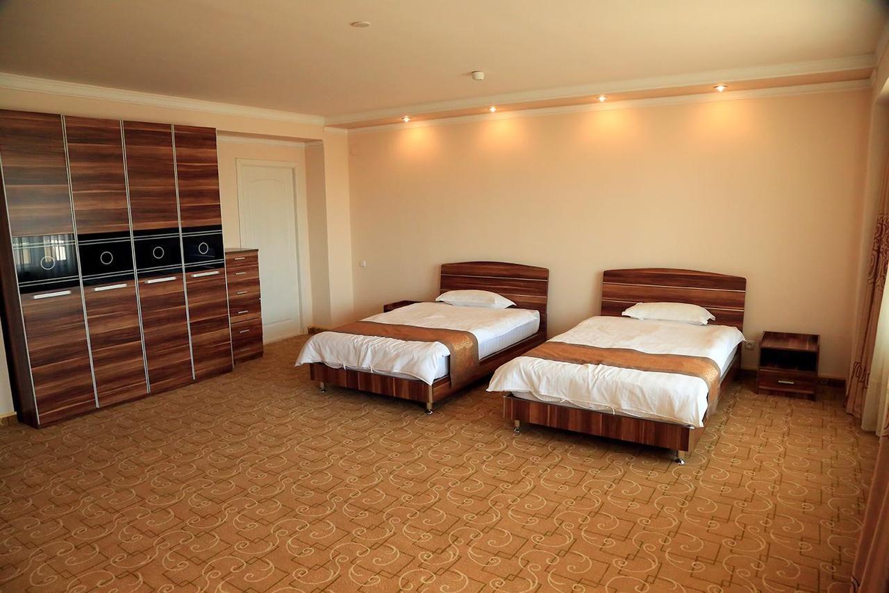 Ziyorat Luxury Hotel Fergana Zewnętrze zdjęcie