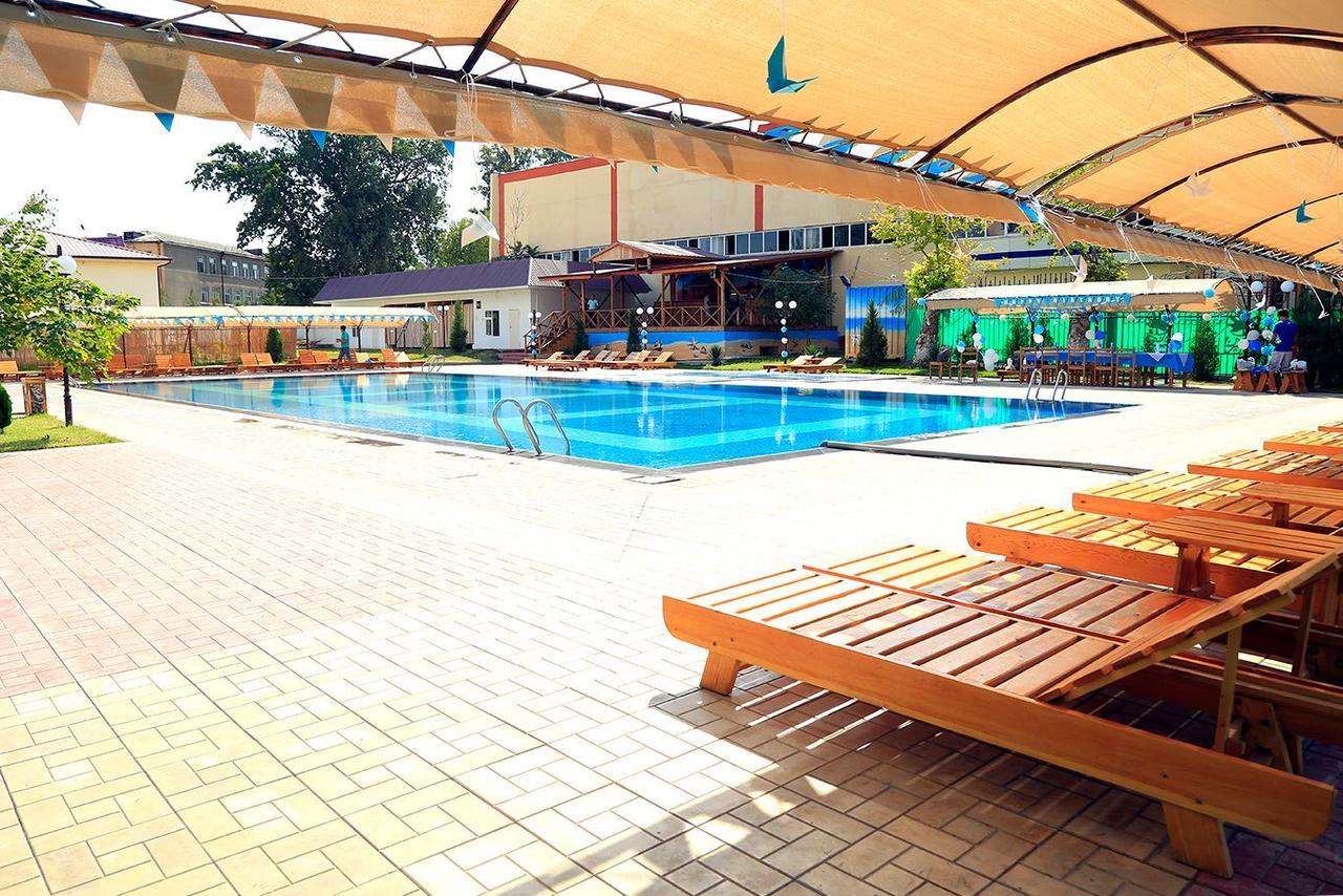 Ziyorat Luxury Hotel Fergana Zewnętrze zdjęcie