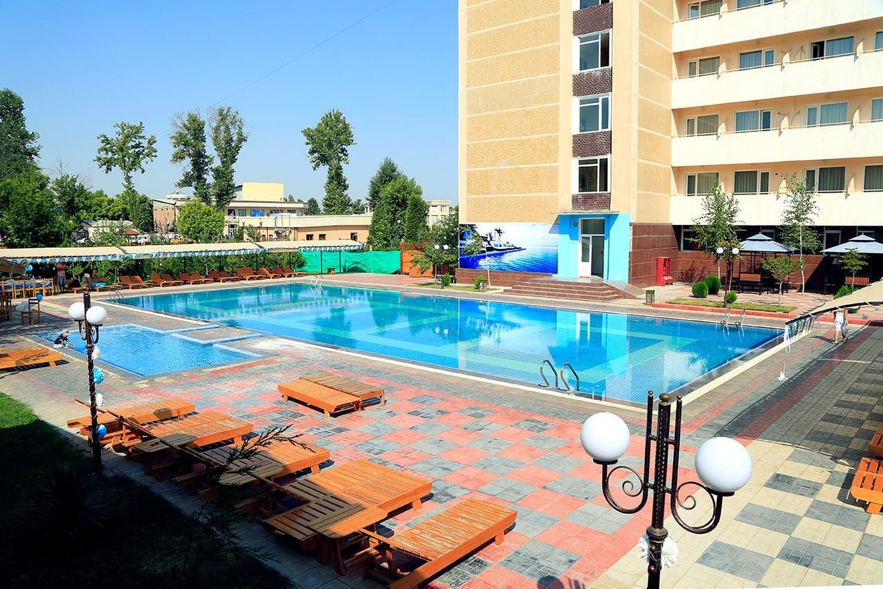 Ziyorat Luxury Hotel Fergana Zewnętrze zdjęcie